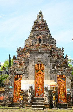 印尼巴厘岛贝都古尔乌伦达努印度教寺庙