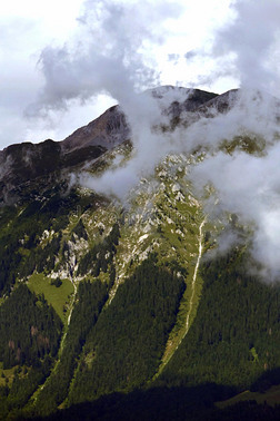 美丽的风景朱利安阿尔卑斯山从斯洛文尼亚，欧洲
