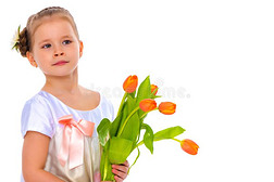 小的女孩和一花束关于郁金香.