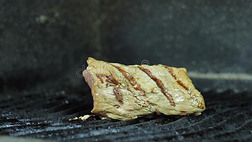 烹饪术烤的牛肉用带缚或装饰采用指已提到的人美国人传统从古尔