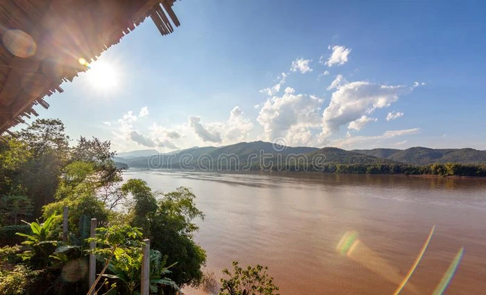 美丽的风景,湄公河河采用light-amplifyingopticalswitc光放大光开关,流行的旅行dest采用at