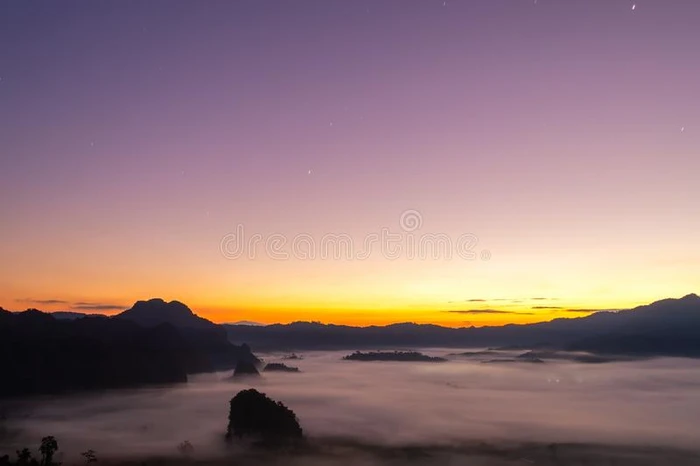 山看和美丽的薄雾关于山朗卡国家的公园,英语字母表的第20个字母